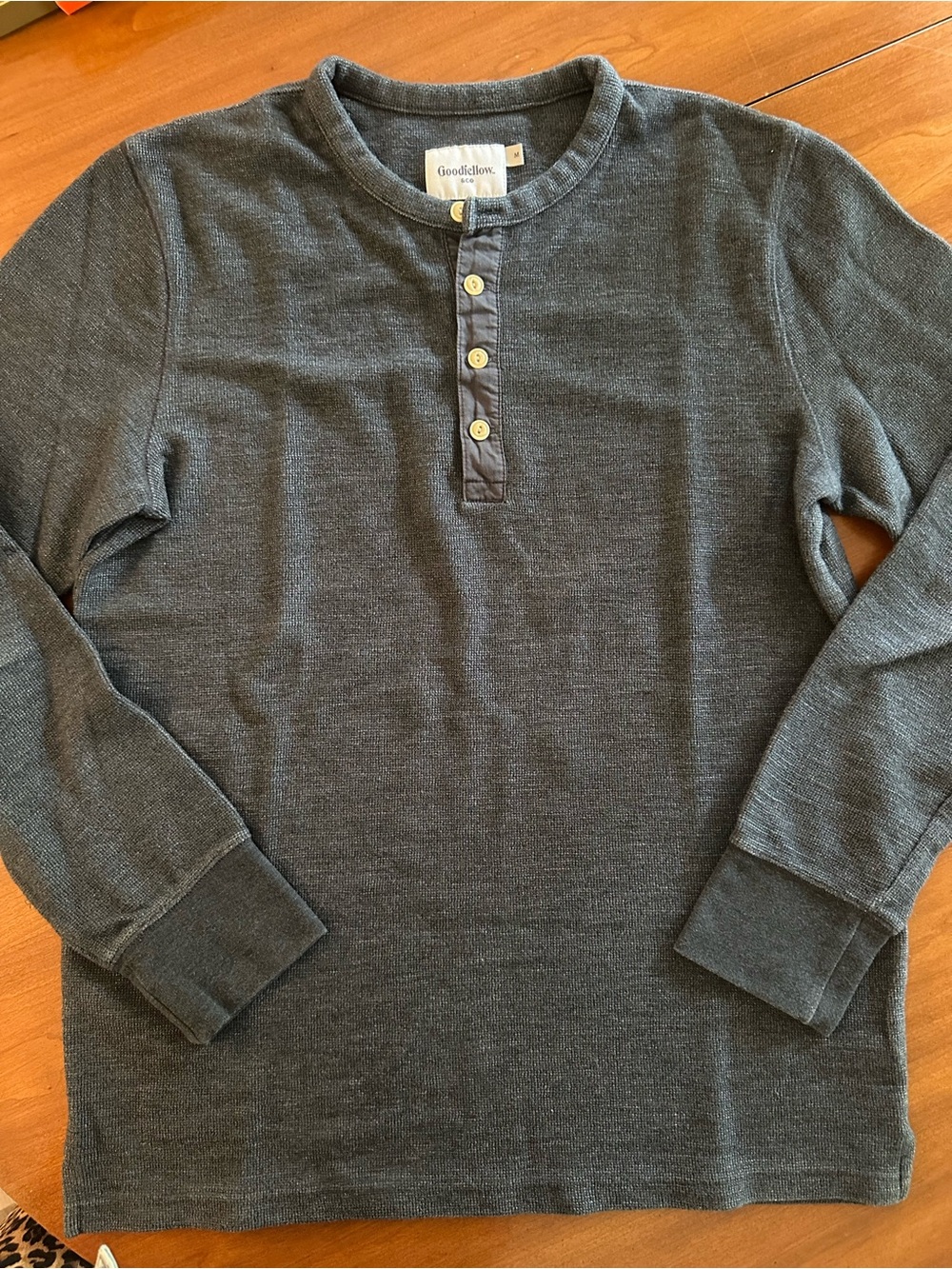 Goodfellow & Co Men’s Medium Charcoal Textured Long Sleeve Henley Shirt NWOT